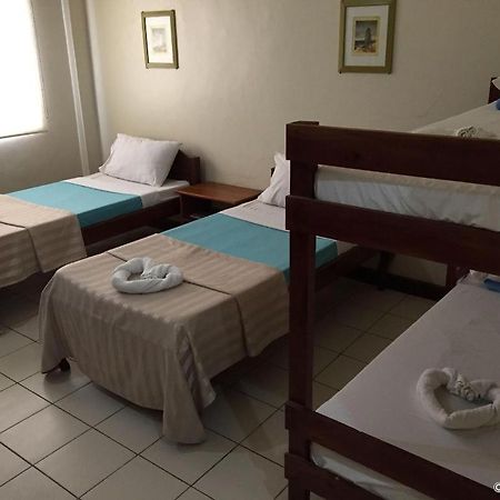 El Haciendero Private Hotel Илойло Сити Екстериор снимка
