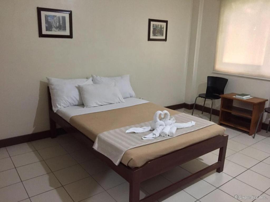 El Haciendero Private Hotel Илойло Сити Екстериор снимка