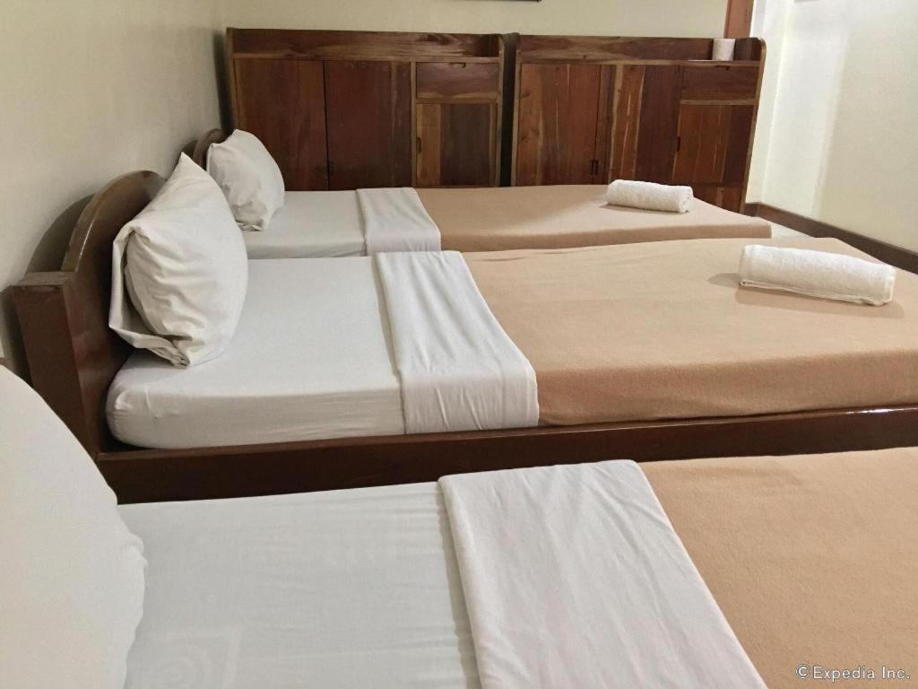 El Haciendero Private Hotel Илойло Сити Екстериор снимка