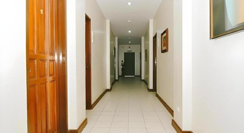 El Haciendero Private Hotel Илойло Сити Екстериор снимка