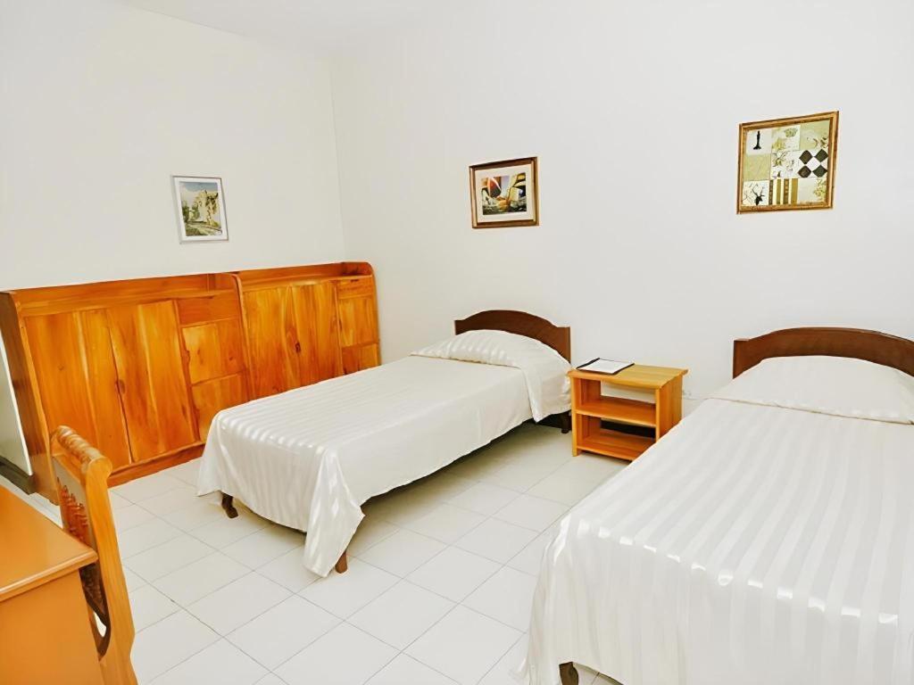 El Haciendero Private Hotel Илойло Сити Екстериор снимка